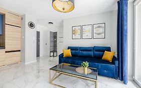 Lovely studio on Tymienieckiego